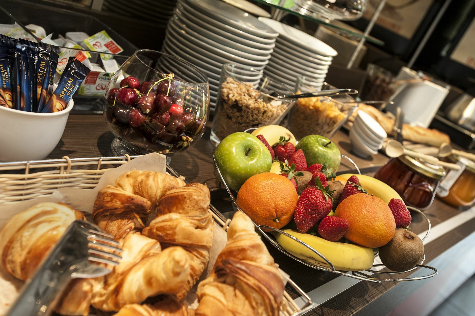 Brit Hotel Confort Montauban Eksteriør billede